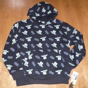 Boys Girls Star Wars BABY YODA Printed Hoodie Size Small 8 The Mandalorian NWT
